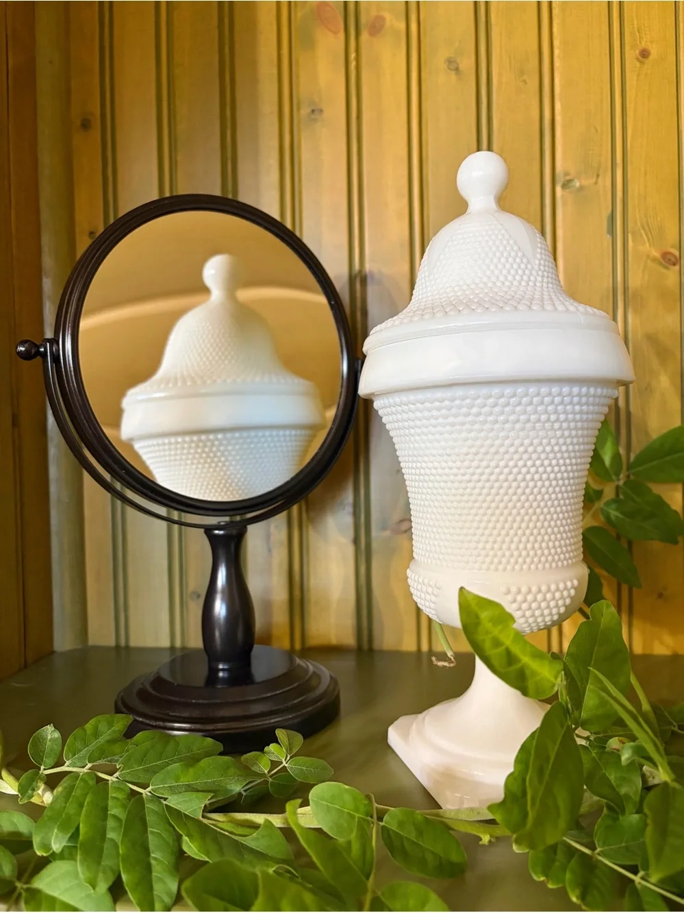 L.E. Smith Hobnail Milk Glass Lidded Urn